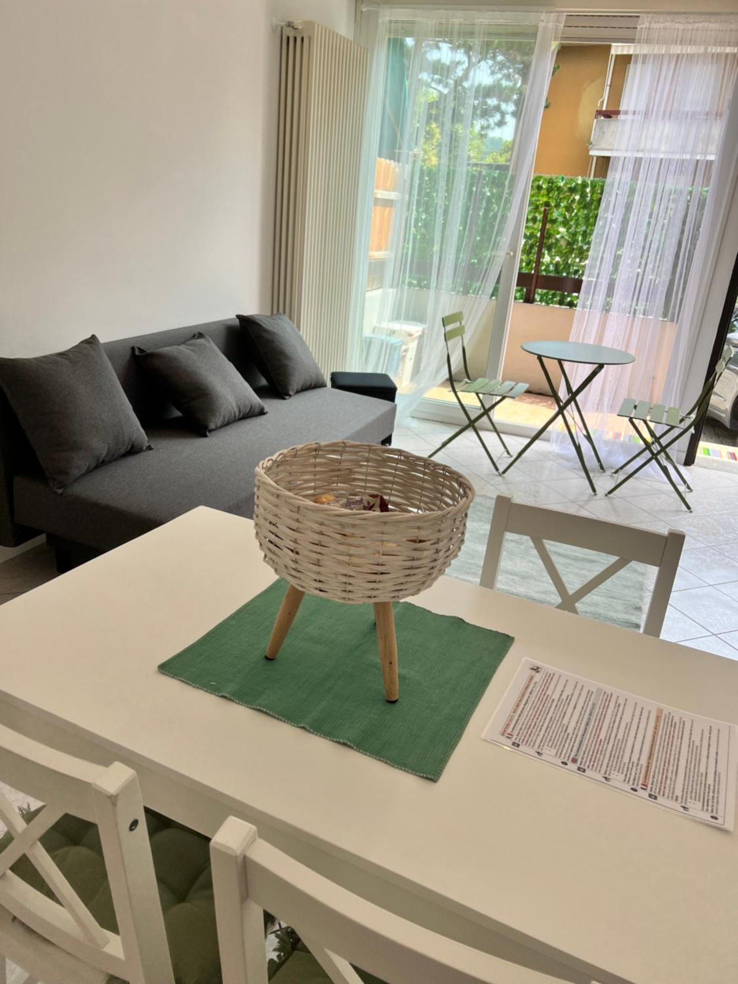 Jacam Home Free Parking Como Albese Con Cassano Exterior foto